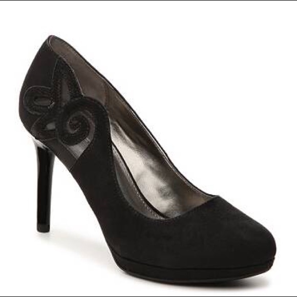 NWT Bandolino Black Dellmia Heels, Size 8 - Picture 1 of 7